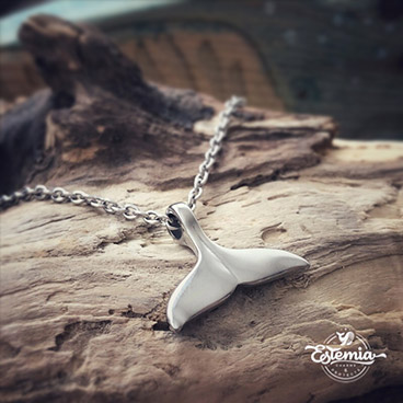 Řetízek z chirurgické oceli s ploutví velryby