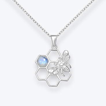 Stříbrný řetízek Včela a plástev s měsíčním kamenem - Ag925