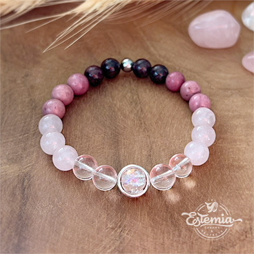 Minerální náramek z křišťálu, růženínu, rodochrozitu a granátu, se stříbrným kroužkem - Ag925