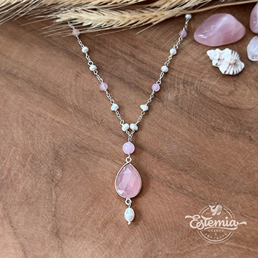 Stříbrný řetízkový náhrdelník s růženínem a říčními perlami - Ag925