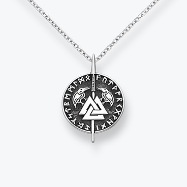 Stříbrný řetízek valknut, havrani, kopí Gungnir a runy.