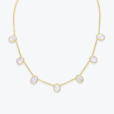 Pozlacený stříbrný řetízek s měsíčním kamenem Nebula - Ag925