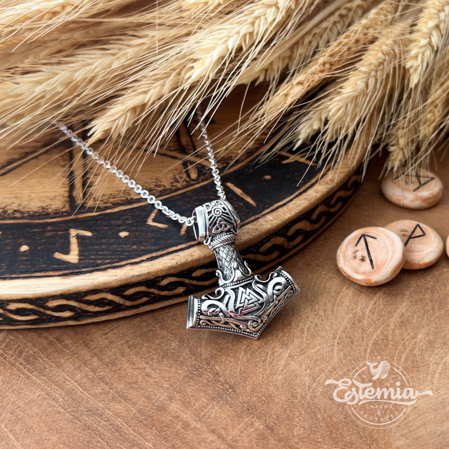 Stříbrný řetízek Thorovo kladivo s valknutem - Ag925