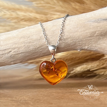 Stříbrný řetízek s jantarovým srdcem - Ag925