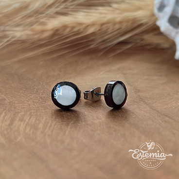 Náušnice z kokosových korálků Perleť